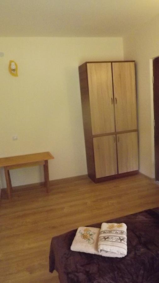 Nectar Hotel Дилиян Екстериор снимка