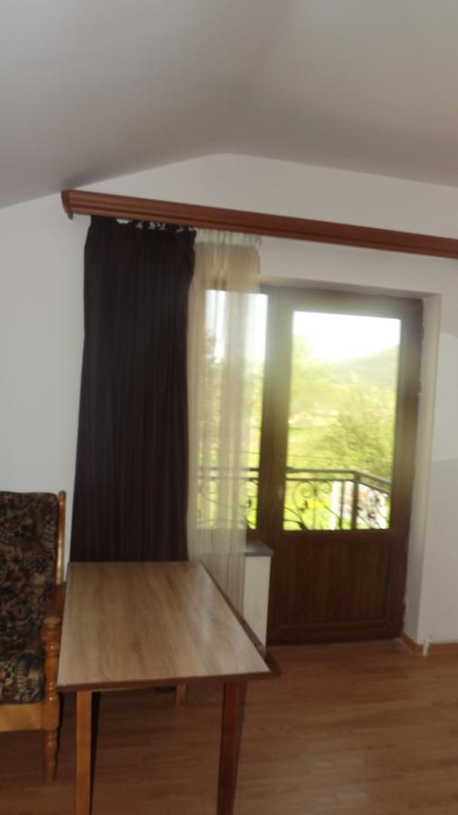 Nectar Hotel Дилиян Екстериор снимка