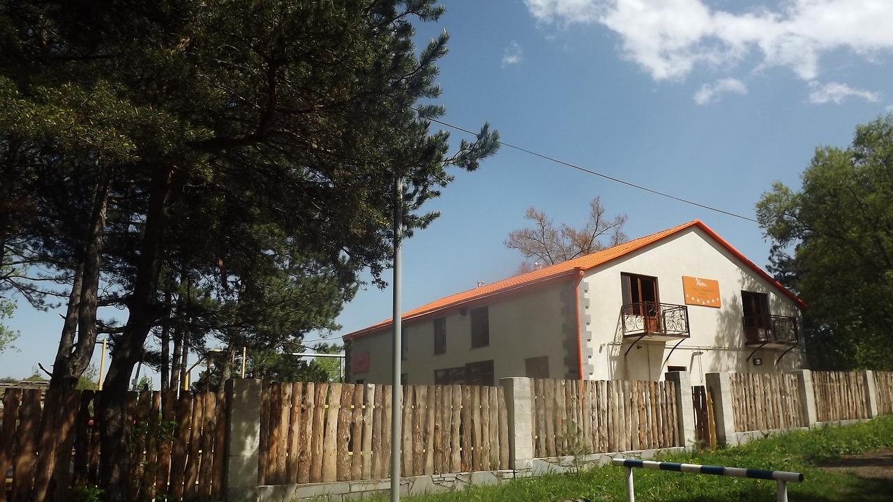 Nectar Hotel Дилиян Екстериор снимка